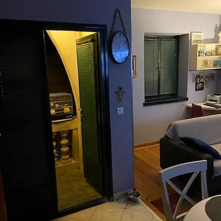 아파트 In With Balcony, Air Conditioning, W-lan, Washing Machine 5102-1 *