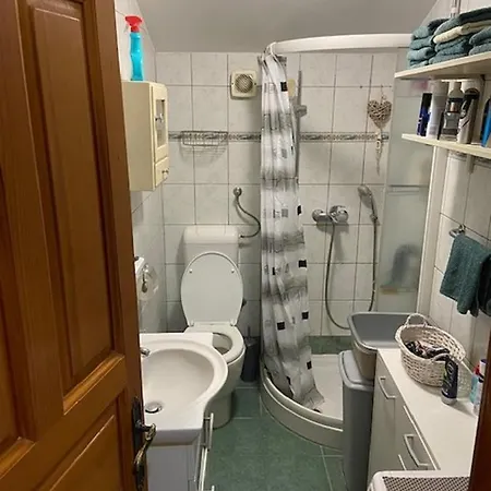 公寓 In With Balcony, Air Conditioning, W-lan, Washing Machine 5102-1 *