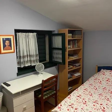 In With Balcony, Air Conditioning, W-lan, Washing Machine 5102-1 Sukošan