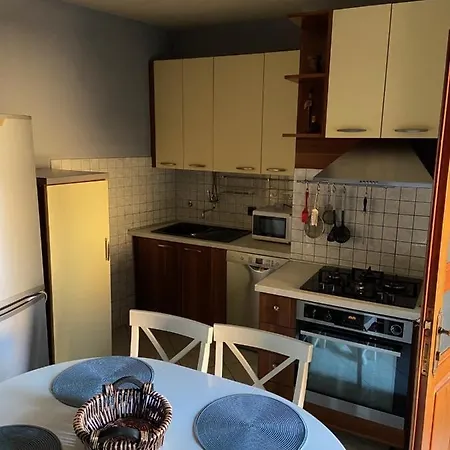 In With Balcony, Air Conditioning, W-lan, Washing Machine 5102-1 Sukošan